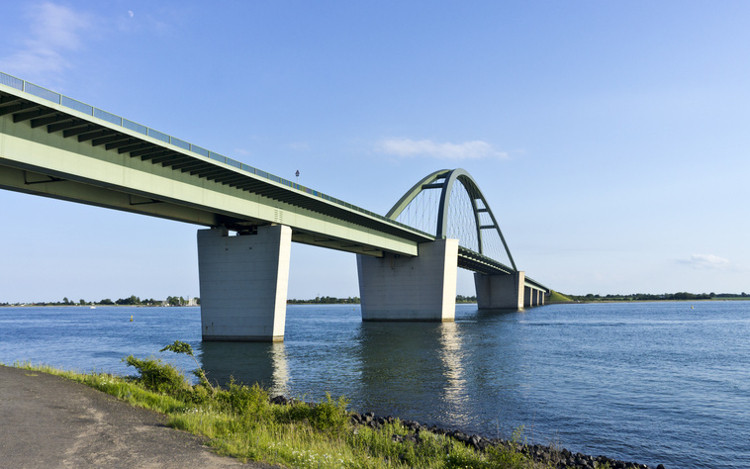 Fehmarnsundbrücke